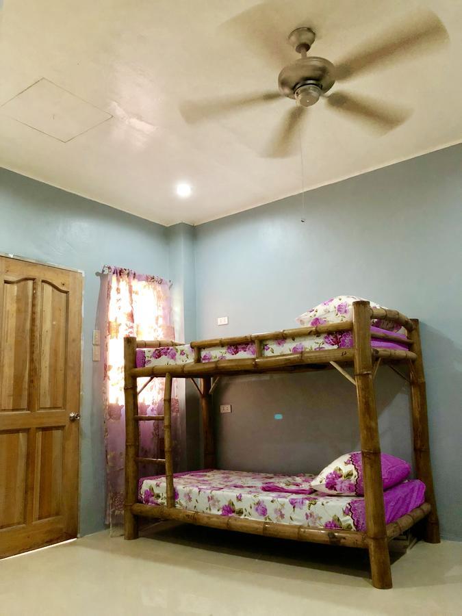 Lionfish Backpackers Malapascua (Adults Only) Hostel Exterior photo