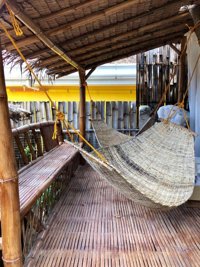 Lionfish Backpackers Malapascua (Adults Only) Hostel Exterior photo