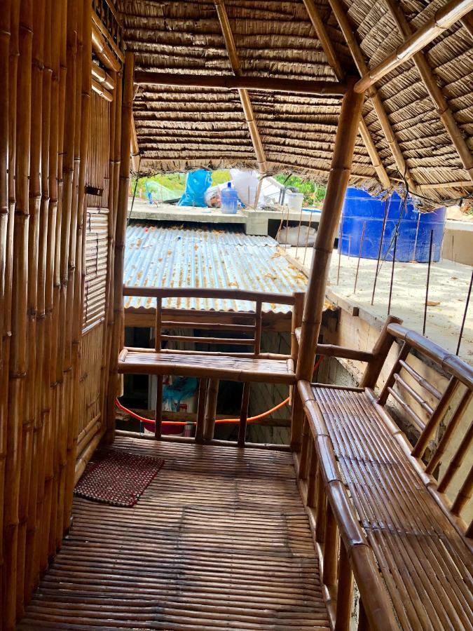 Lionfish Backpackers Malapascua (Adults Only) Hostel Exterior photo